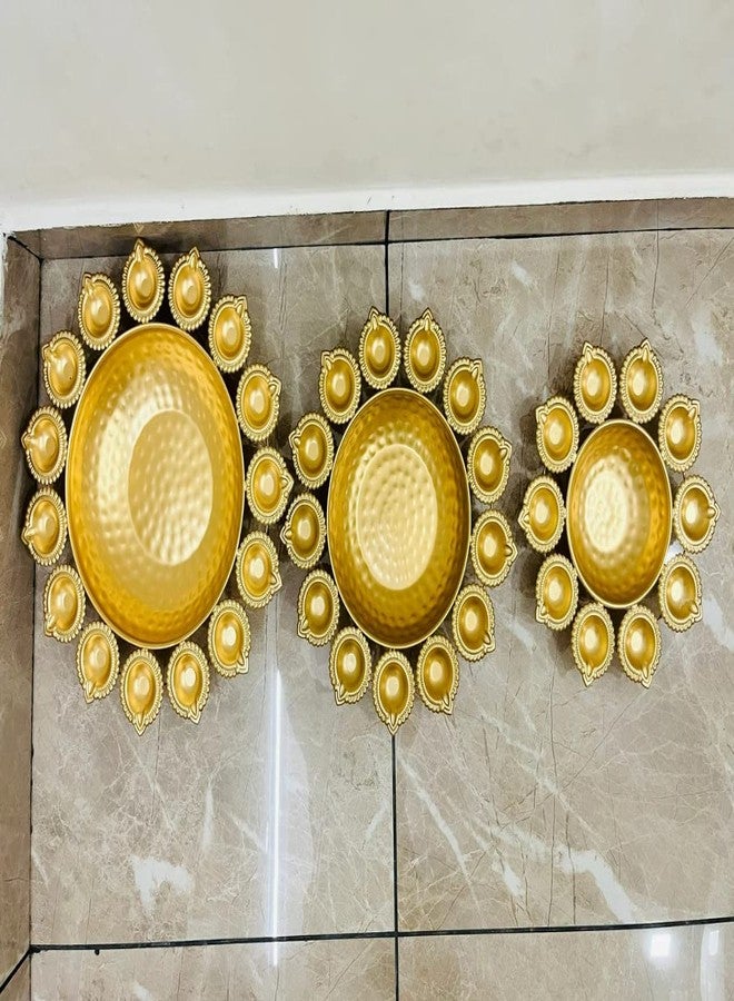 Orbit Art Gallery أوربت آرت جاليري أورلي ديا، 3 قطع، وعاء لوتس أورلي، ديكور ديوالي لوتس أورلي، ديوالي ديا، حامل شموع ذهبية، حامل شموع تيلايت، بوجا ديا أورلي 12 بوصة 14 بوصة 16 بوصة - Image 3